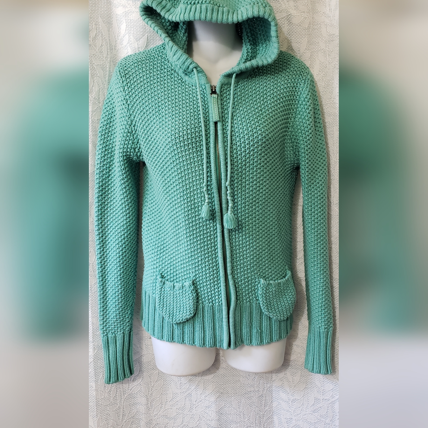 Adorable Zipp Up Sweater